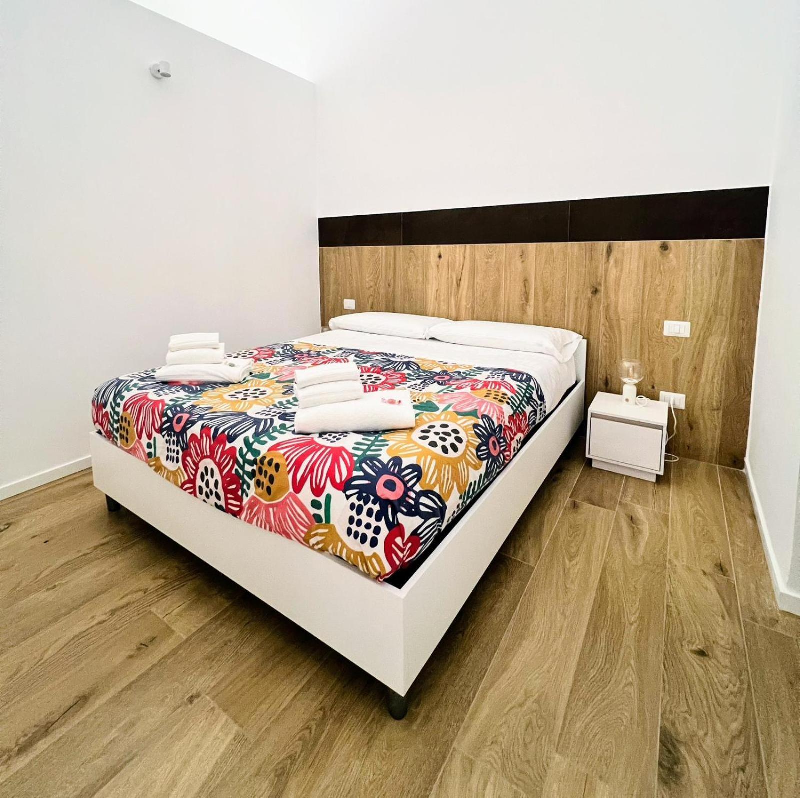 Andrea'S 12 Apartment Bari Exterior photo